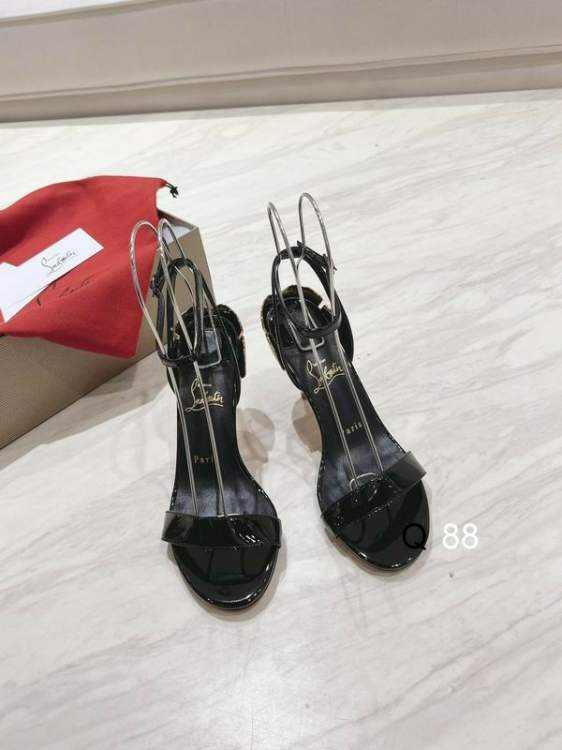 Picture of Christian Shoes _SKUCLsz35-40K04423283
